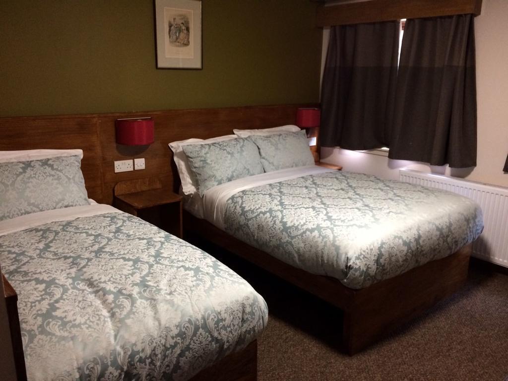Отель Crosshill House 4*
